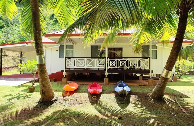 HUAHINE - Fare Teakavehere + rental car
