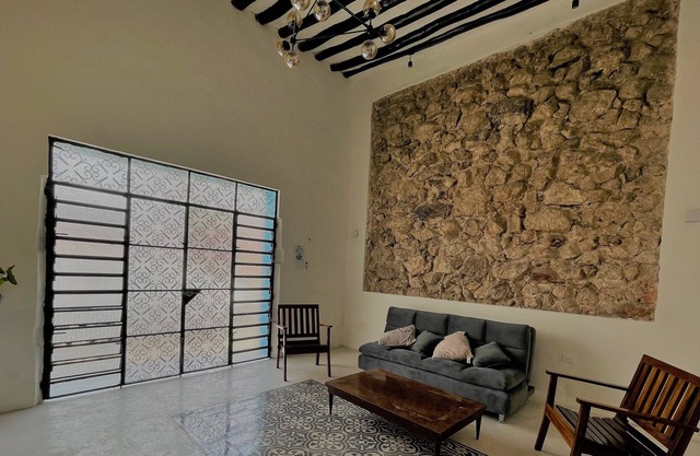 Huano, comfortable and spacious house in the heart of Merida