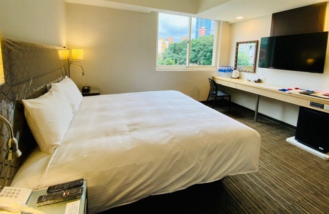 Hub Hotel - Banqiao Station