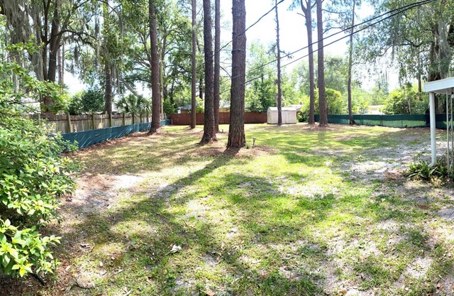 Huge backyard nClose to DowntownnQuiet neighborhood nn
