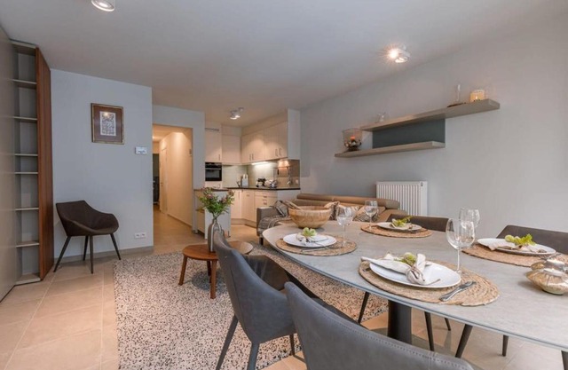 Huswell - Comfortable 2 bedroom apartment with sea-view