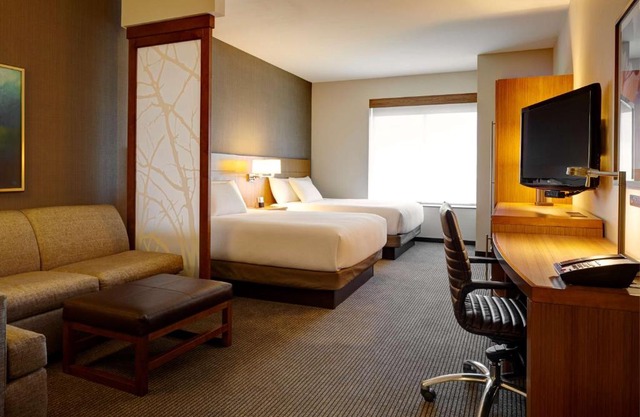 Hyatt Place Lansing-East