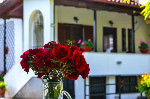Ianthi House