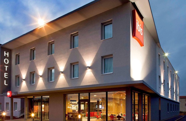 ibis Clermont Ferrand Nord Riom