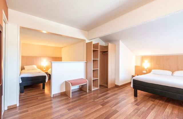 ibis Issoire