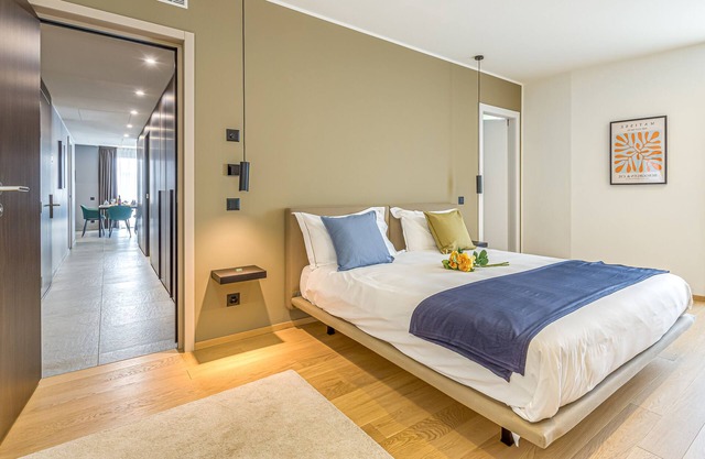 ICON H Lugano 601 Suite Executive, Lugano, Switzerland