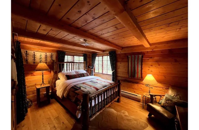 Iconic Log Cabin w/Wood Burning Hot Tub & Views