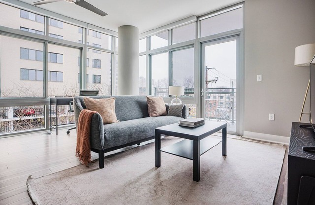 Ideal Bethesda 2BR w/Gym, Games & Pool, walk to Metro, by Blueground