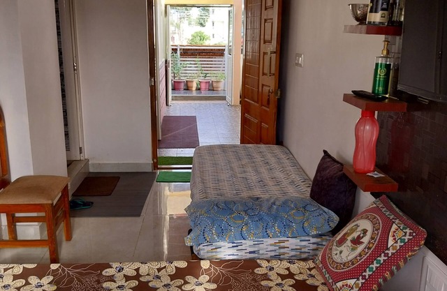Ideal Cool Calm Room for Couples & Individuals with kitchenette