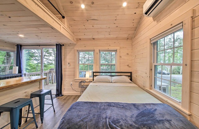 Idyllic Edgecomb Forest Studio w/Deck & Balcony!