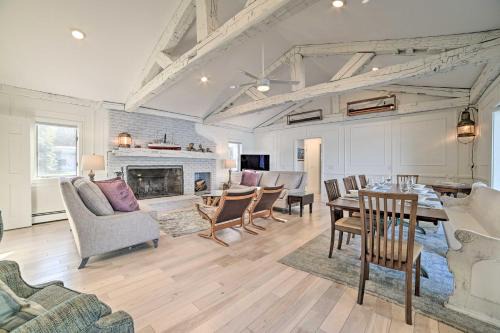 Idyllic Suttons Bay Home with 500 of Waterfront
