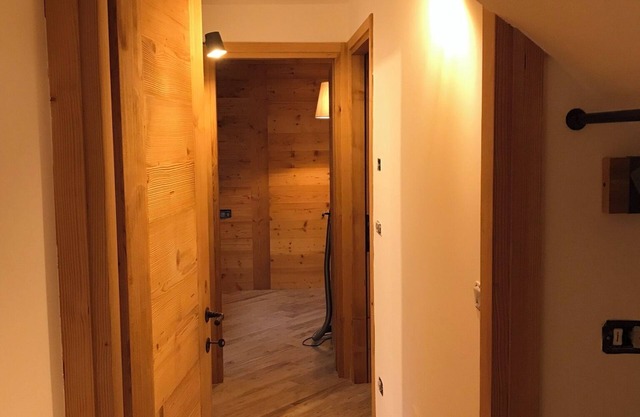 Idyllic vacation apartment in the center, walking distance to ski lifts, great summer hike