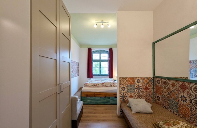 "If you want to enjoy life, move to Striesen."