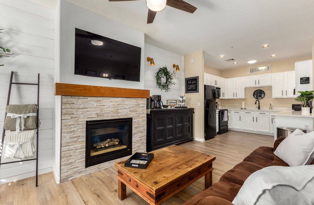 Immaculate Townhouse, Furnished Newly Renovated. Listed on Furnished Finder also