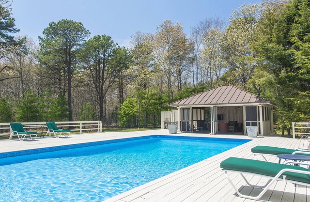 Immaculate Wainscott House - Walk to Beach! Available this Summer!