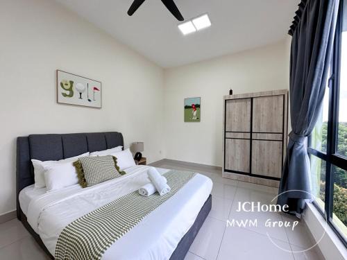 Impian Senibong Family suites 2min to Permas Golf Club By MWM