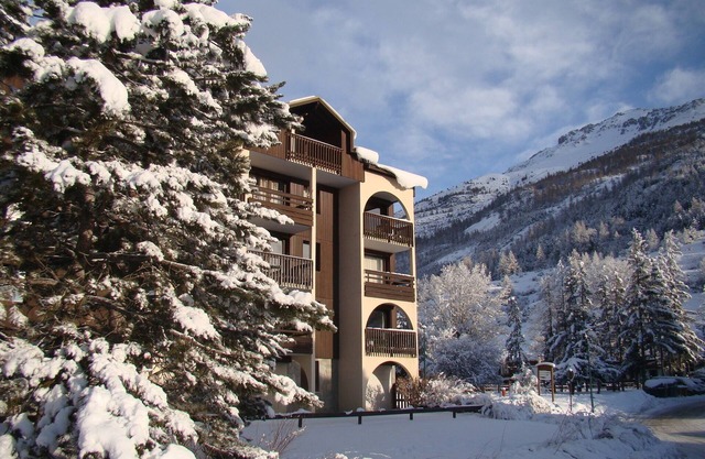 In the heart of the Serche ski area, a very bright apartment