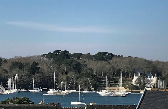 In the heart of Bénodet, nice studio with view of the Odet