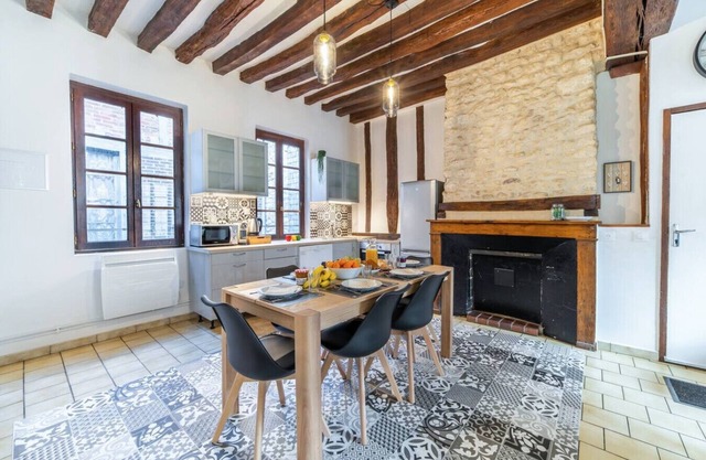 In the heart of Joigny 5 sleeps