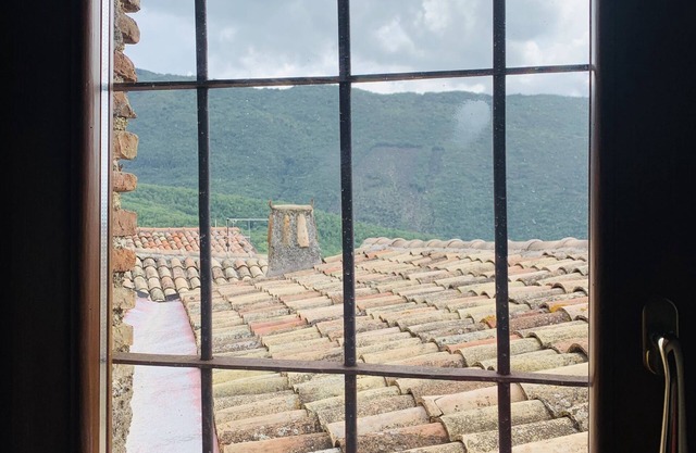 In the heart of the medieval village of Pereto