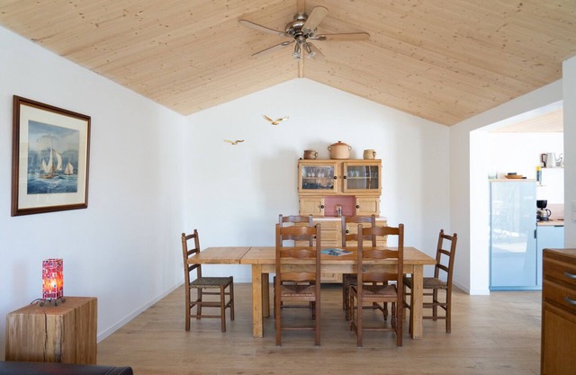 In the heart of the village, new 3-bedroom house 500m from the sea