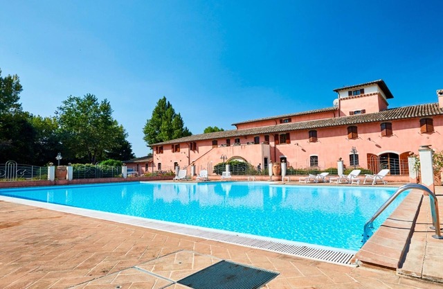 In the middle of nature Apartment. Fireplace and Olives trees view. Zaffiro