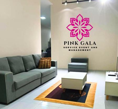 INAP DESA Seri Lempong Homestaycation - 5 minutes from Balok Beach by PG Management
