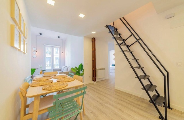 Incredible Quadruple Apartment in Atocha, 4A