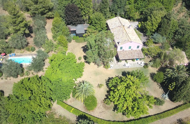 INDEPENDENT APARTMENT