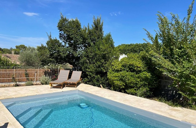 Independent studio - Terrace and swimming pool (in summer)