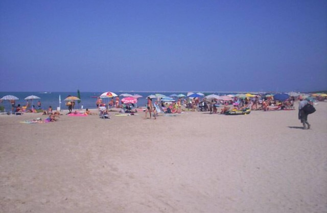 Independent villa 50 meters from the sea with garden