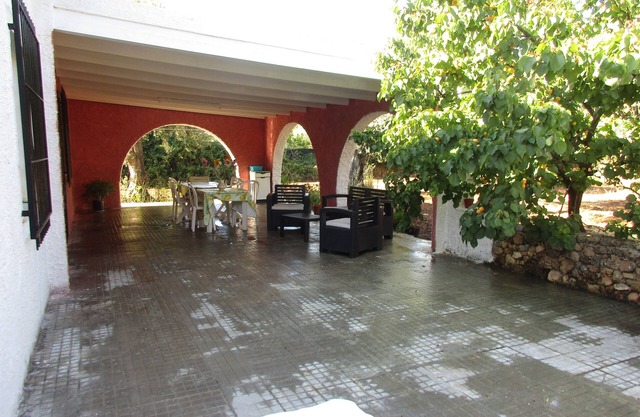 Independent villa for families or groups A FEW STEPS FROM THE SEA