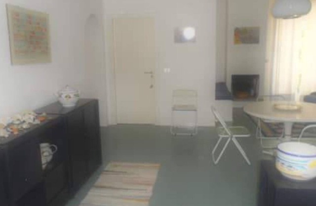 independent villa with garden and private parking spaces