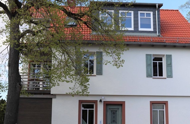 Individually furnished apartment with flair