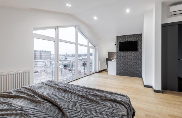 Inshiapartment Hazova Str 