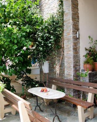 Ioannis Avrades Apartments