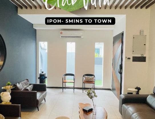 Ipoh 19A Villa for 12pax 6 Carpark with BBQ by IWH