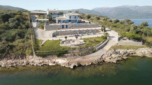 Iris Villas