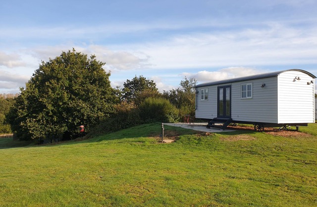 Isabel , nestled in a peaceful farm in Marsham, North Norfolk