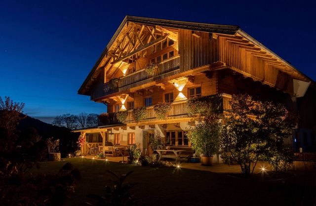 Isarursprung chalet-style apartment *detached double bathtub with mountain view*