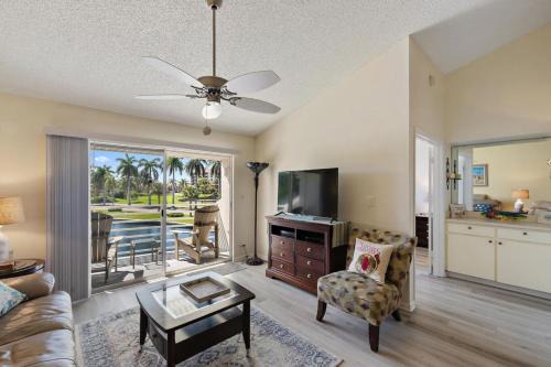 Isla Del Sol Vista Verde East 2 212 2 BD 2 BA