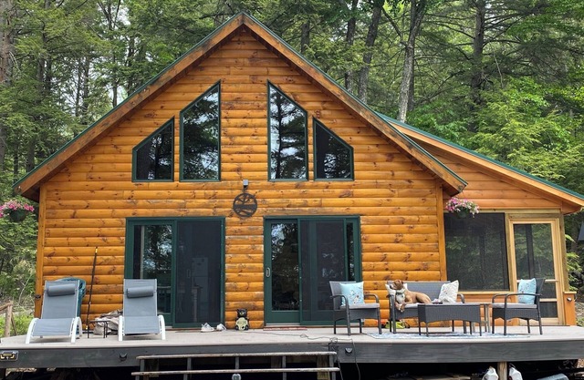 Island Getaway On Great Pond (Boat Required)