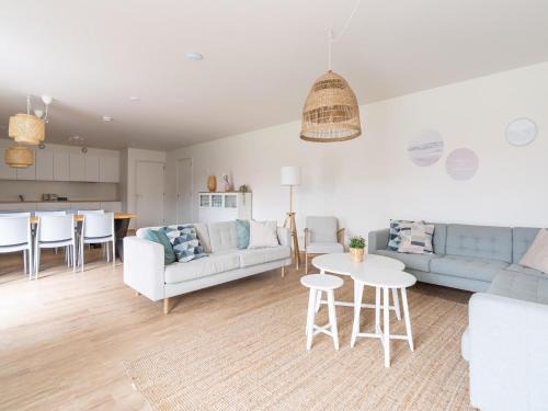 Island Retreat for Families, cleaning included