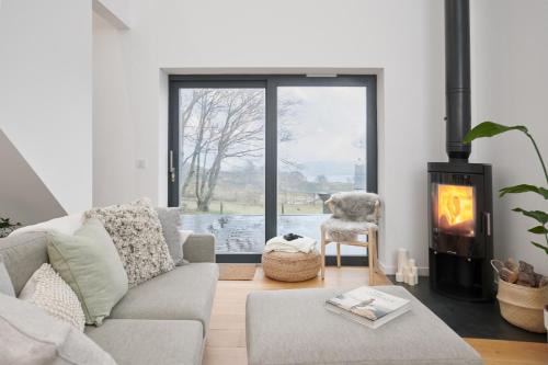 Isle of Skye, lodge for two with hot tub