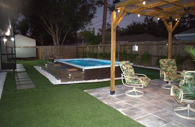 J&K Dream Home in Sarasota near of Siesta Key. Enjoy our modern, renovated house