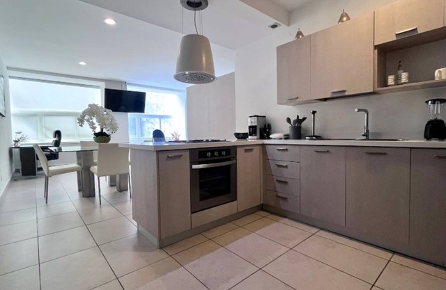 J604- 1 BR/1 BTH - One Bedroom Apartment, Sleeps 2