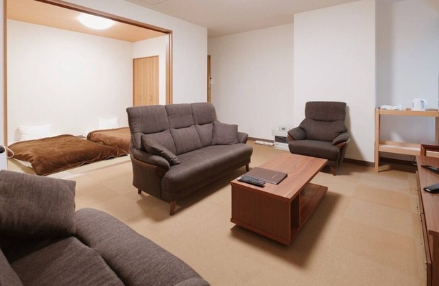 JapaneseWestern style family room with attached b / Minamitsuru-gun Yamanashi