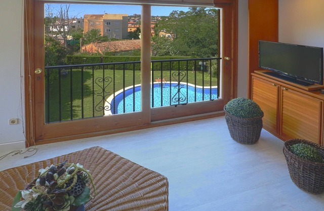 JARDINS S'AGARO-Apartment 6 pax with pool E32286