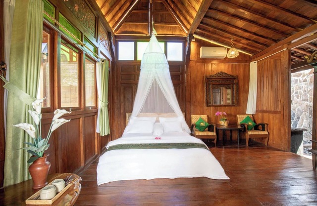 JavaLO Villa Lombok
