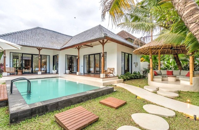 Jayastuti Villa - Two Bedroom Villa, Sleeps 4